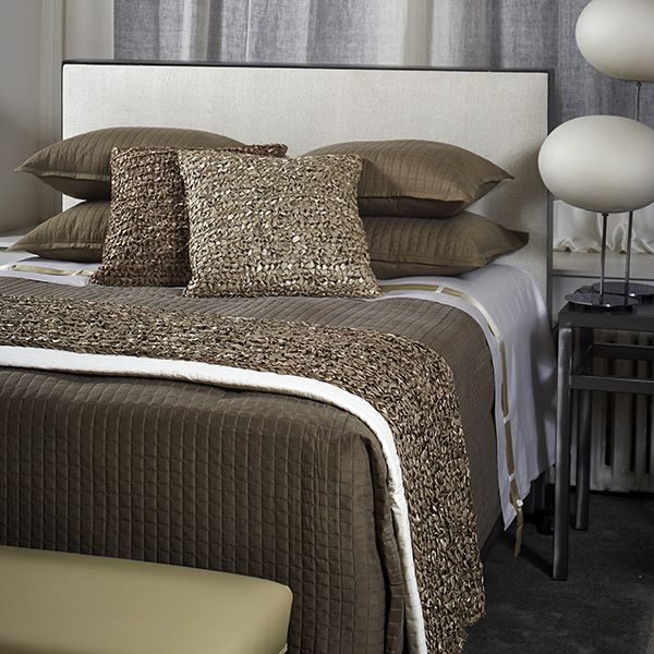 Ann Gish Luxury Bedding Sample Sale, New York, November 2018